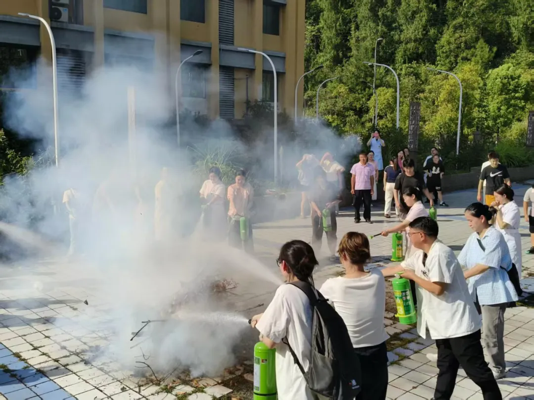 政安消防丨群防群治 百日攻堅 政安在行動 政安消防丨群防群治 百日攻堅 政安在行動
